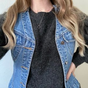 Vintage 95’ Levi’s Women Denim Vest